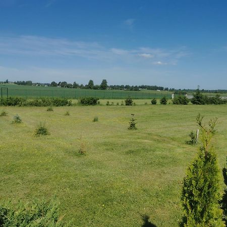 Vila Edmart Dobromisle Exteriér fotografie